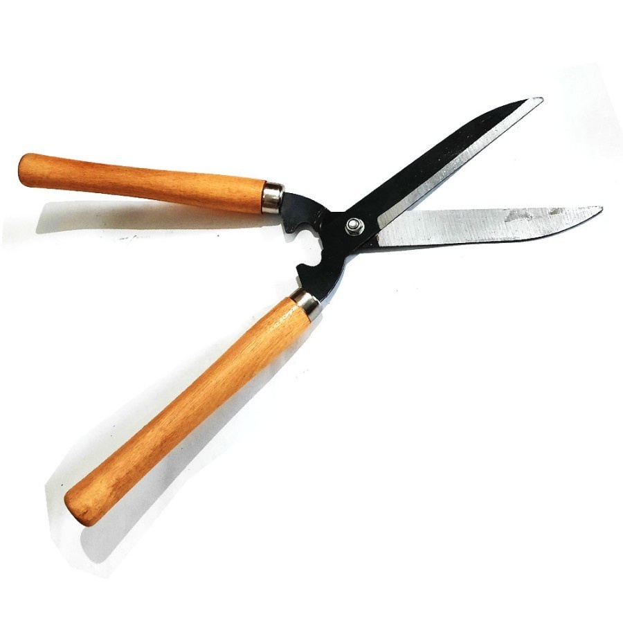 

Gunting Rumput 2 tangan Gagang Kayu