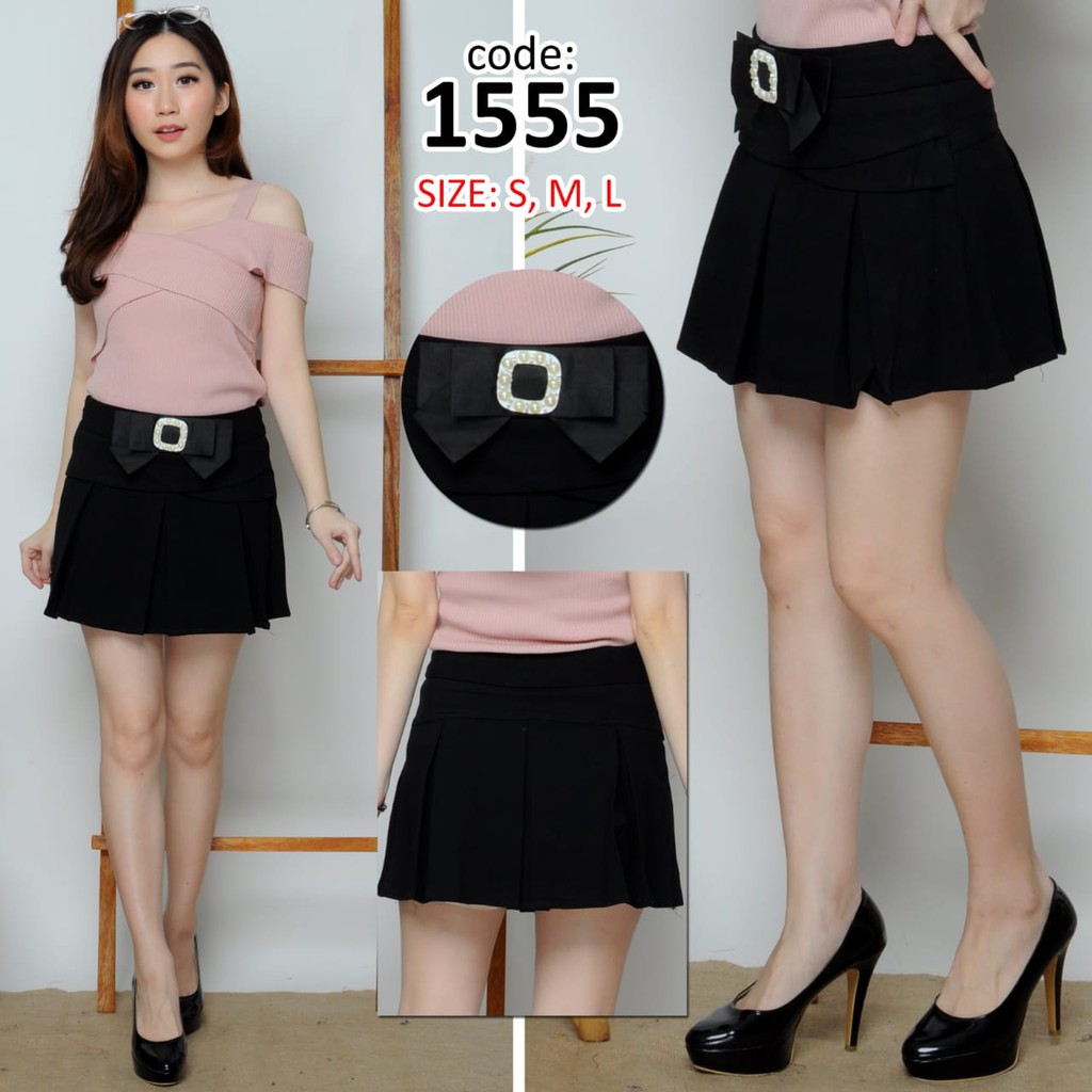 

1555# Skirt Pita Black