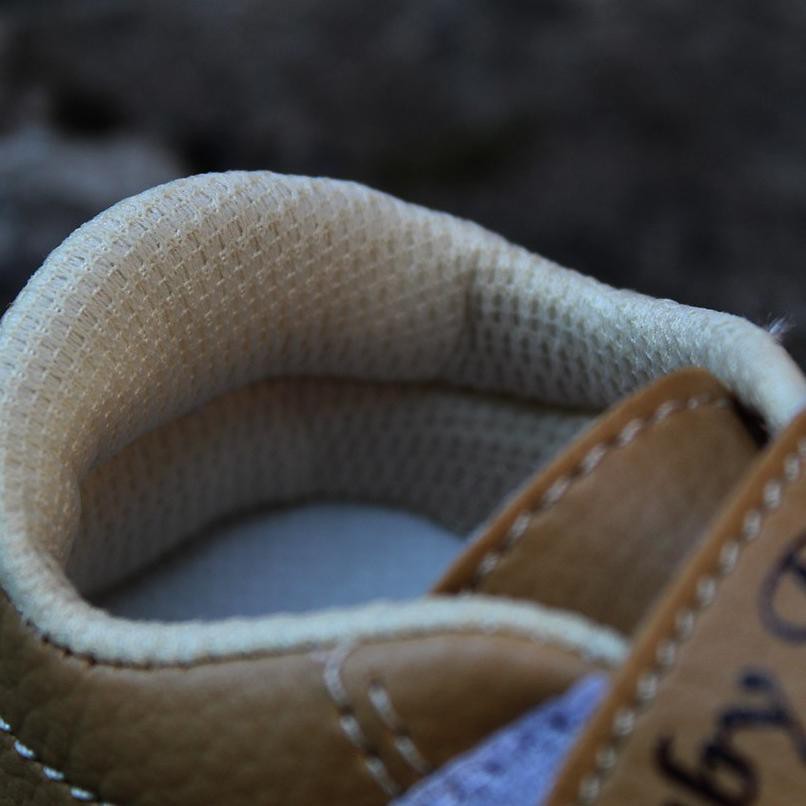 V 598 sepatu  anak  bayi laki  laki  usia 1  2 tahun  lembut 