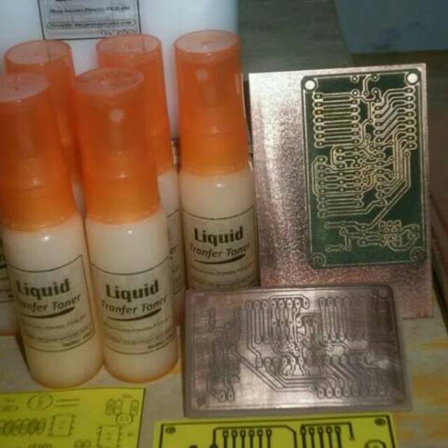 

sablon instan / cetak pcb instan dengan liquid tranfer toner (harga untuk 20mlx3Pcs)