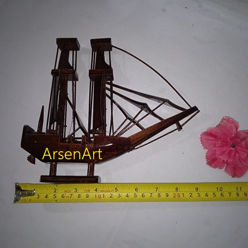 Miniatur Kapal Layar Pinisi Perahu Phinisi Hiasan dan Koleksi Ukuran Kecil (S)