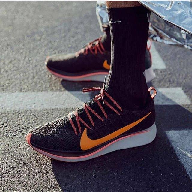 sepatu NIKE ZOOM FLY FLYKNIT "ORANGE PEEL" sneakers murah