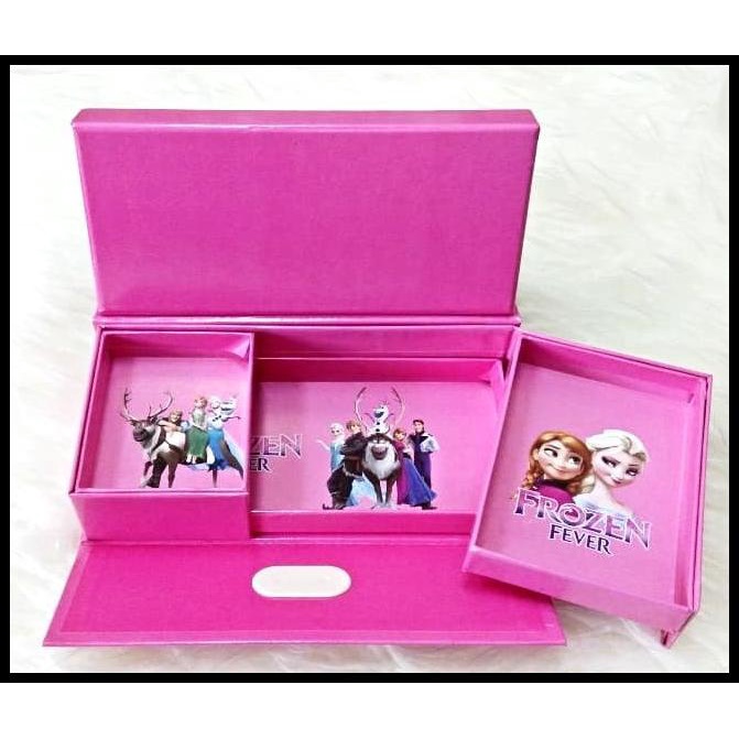 

Souvenir Ultah Anak Kotak Pensil Kode Pin 3 Susun Frozen