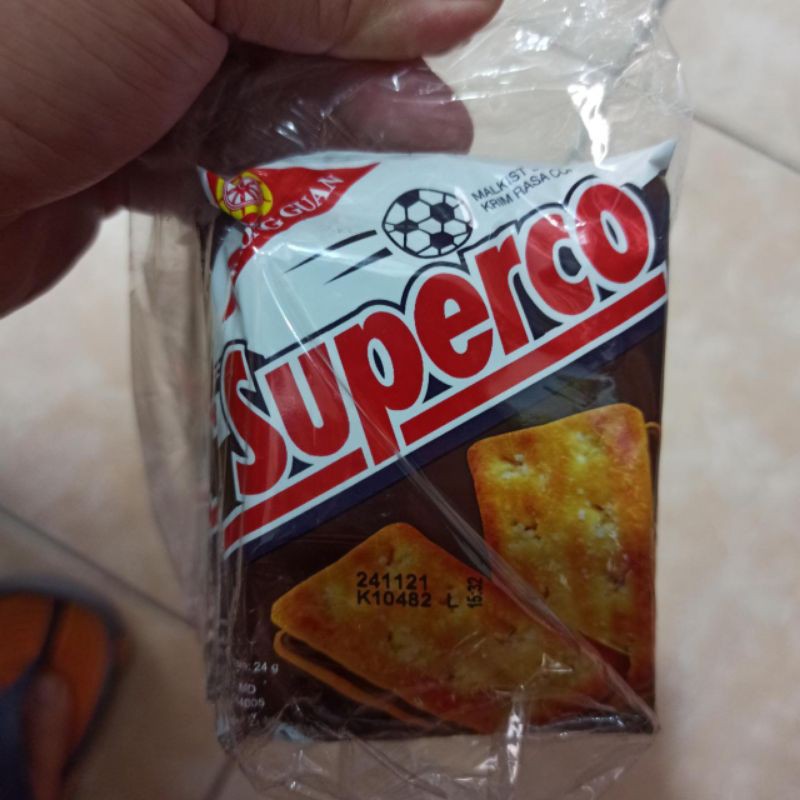 

Biskuit Khong Guan SUPERCO Krekers Rasa Cokelat Chocolate