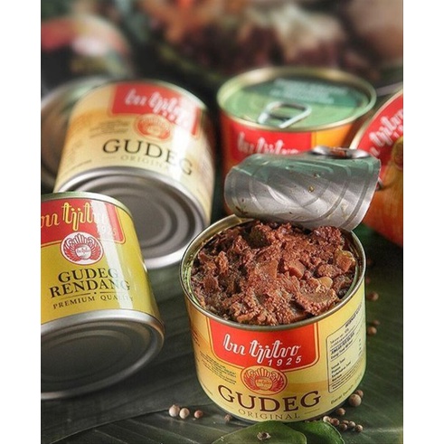 Gudeg, Gudeg Kaleng, Gudeg Bu Tjitro, Gudeg Kaleng Bu Tjitro, Gudeg Paling Enak Bu Tjitro, Gudeg Bu Tjitro Terenak, Bu Tjitro 1925 Gudeg Kaleng Rasa Original Paket 4 Kaleng, Gudeg Jogja, Gudeg Berasal Dari, Gudeg Bahan, Gudeg Makanan Khas, Gudeg Terdekat