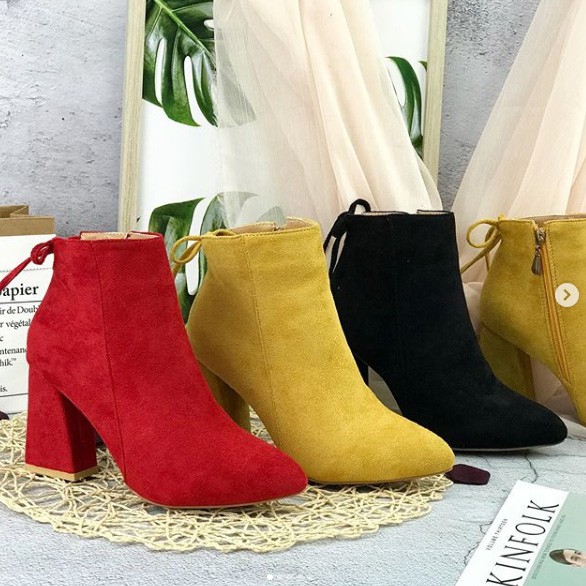 Boots 3698