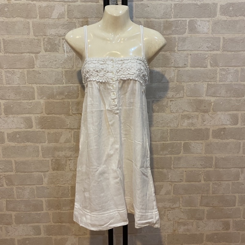 White Simple Dress / Casual Beachwear / Dress Pantai Putih