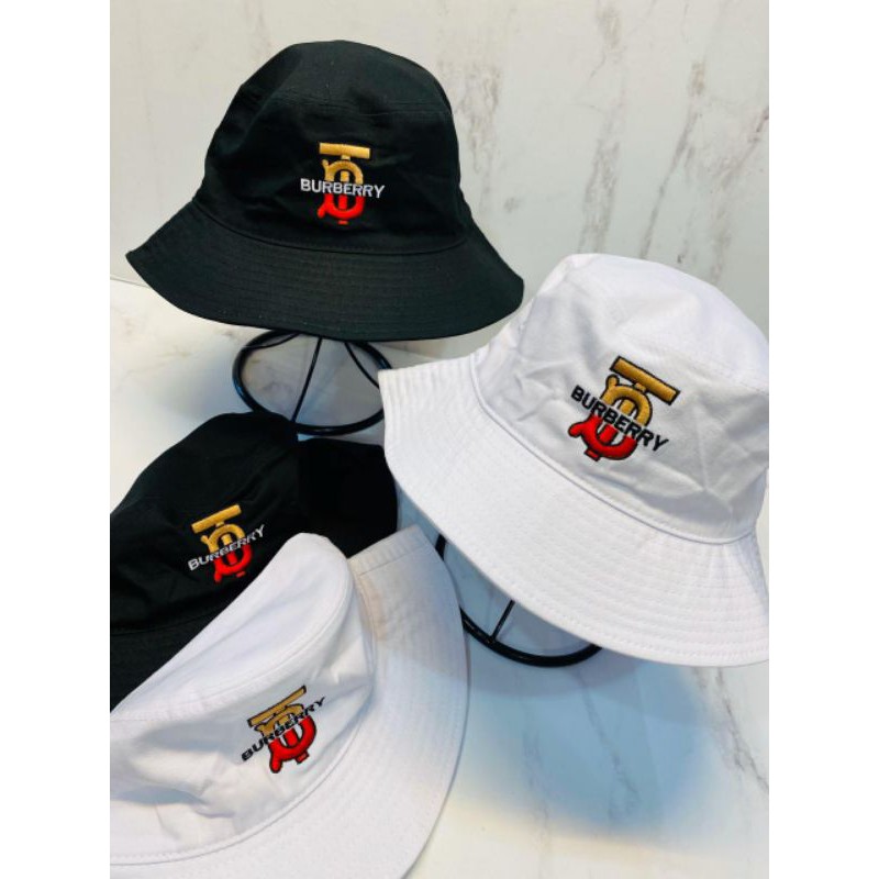 topi kupluk Burberry Qualitty/topi wanita pria