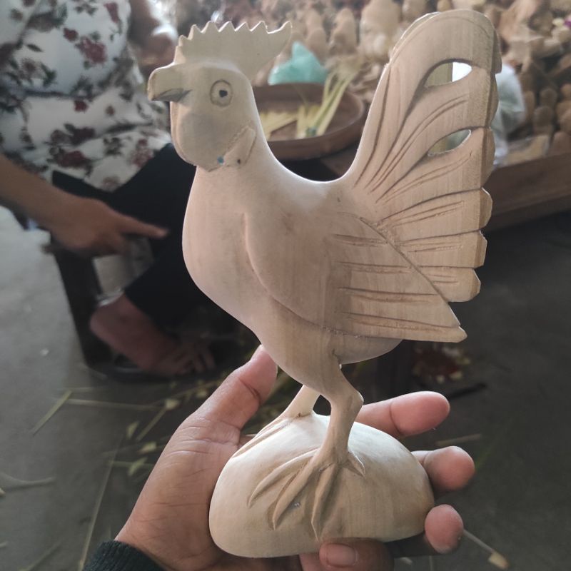 PATUNG AYAM / PATUNG DEKERASI AYAM 1SET DENGAN KAYU TANGGAL BUAYA(CROCODIL WOOD)