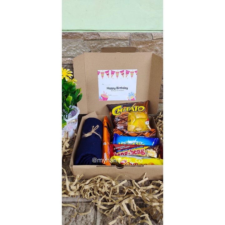 

Hampers box hijab navy