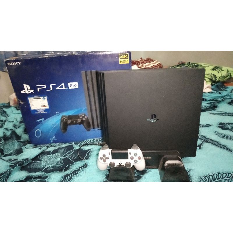 ps4 pro cuh 7106b