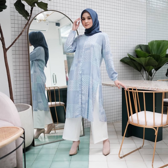 Slit tunik