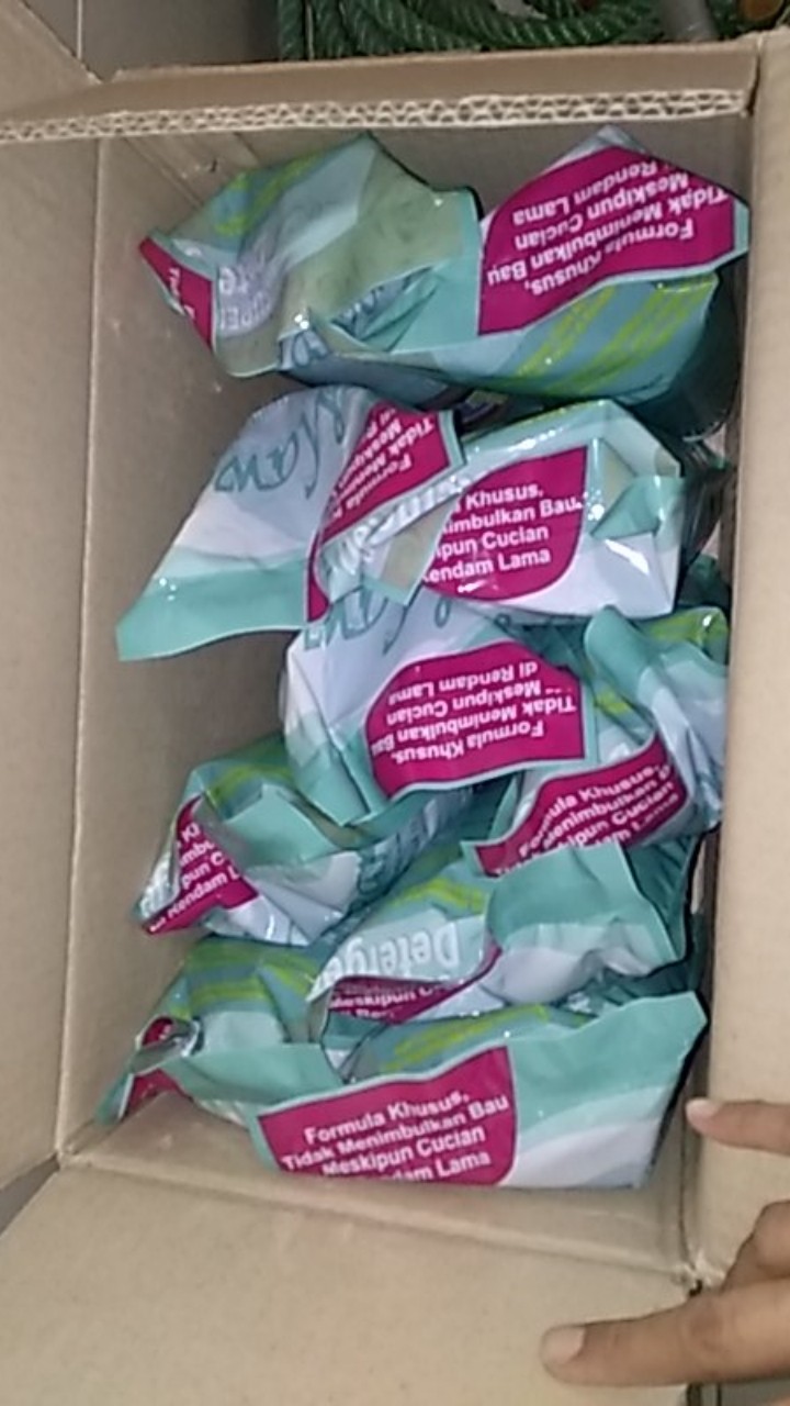 Mawar Super Clean Deterjen Cair 1 Liter Mawar Super Loundry