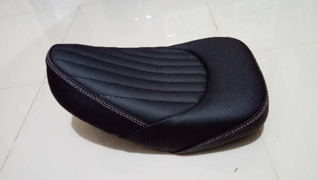 Jok single benelli motobi 200 efi