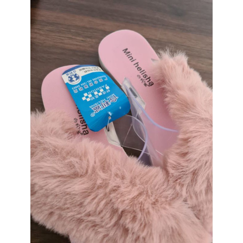 Sandal bulu dewasa wanita impor murah