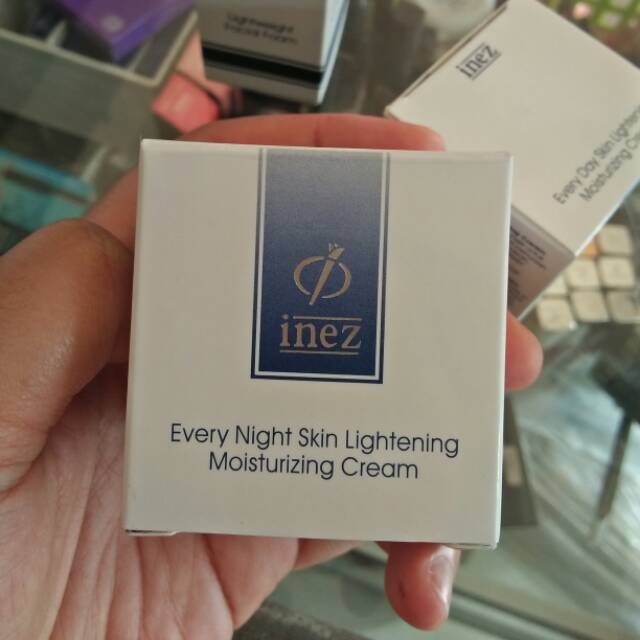 Every night skin lightening moisturizing cream inez/cream malam inez