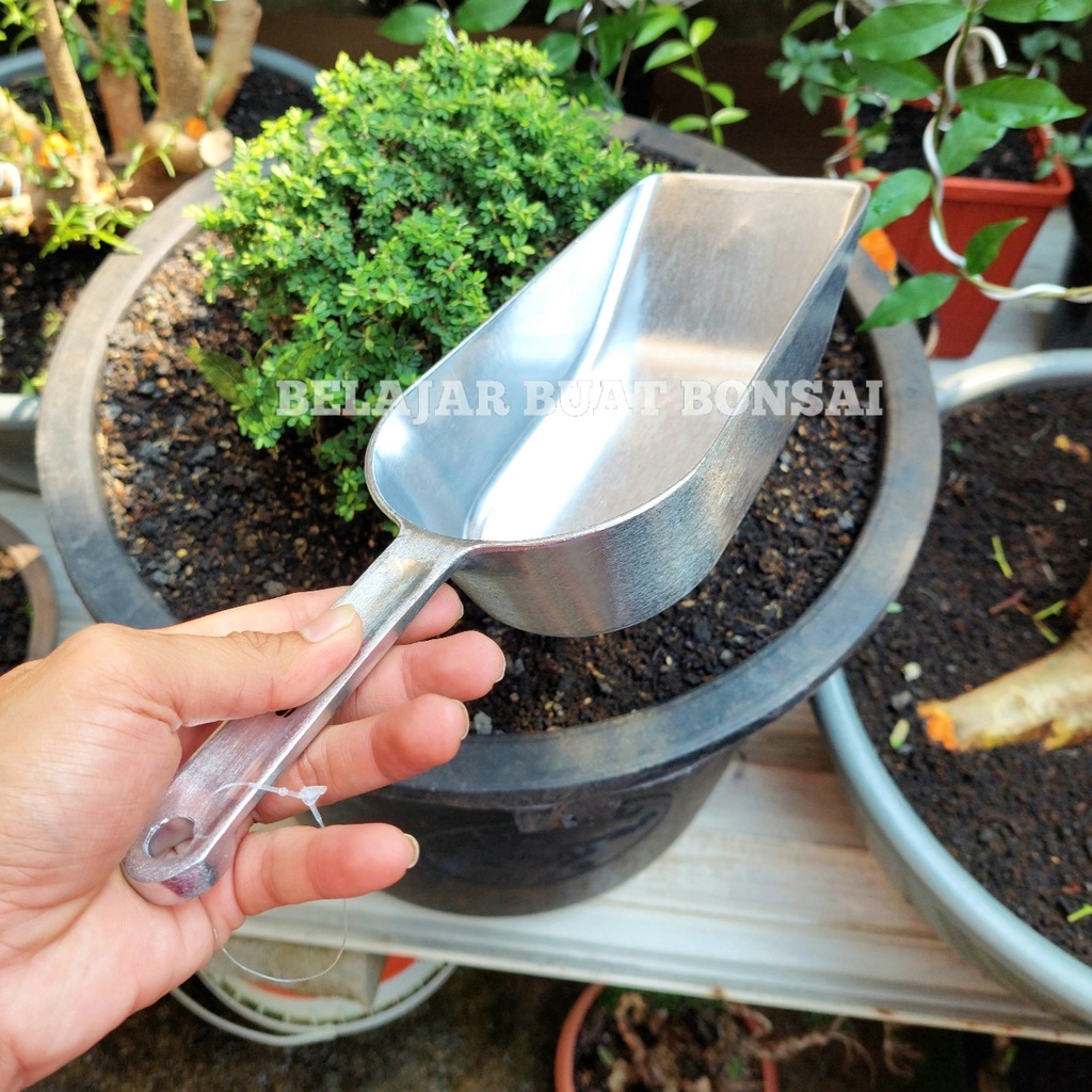 Sekop Tanah Full Stainless Steel Anti Karat Bahan Tebal 31 Cm