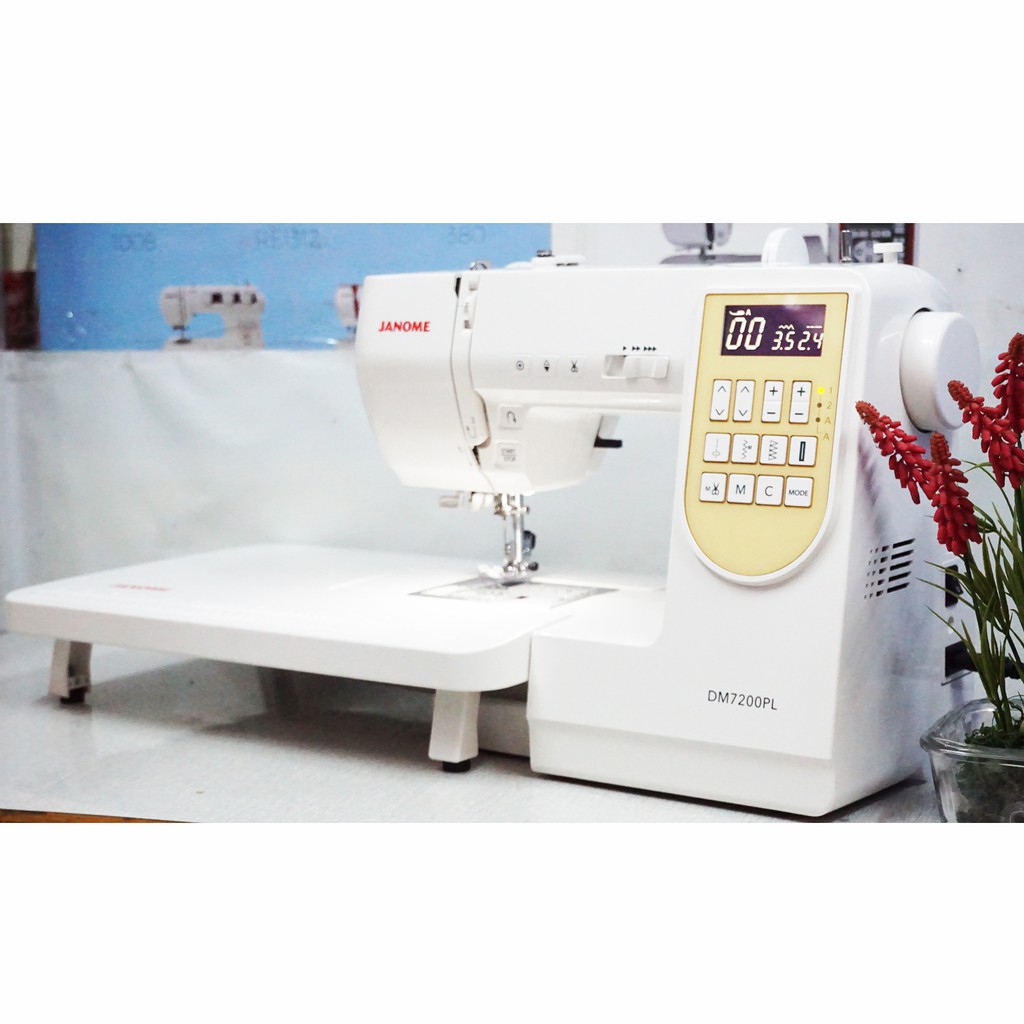 mesin jahit portable merk Janome type DM7200PL  - cream