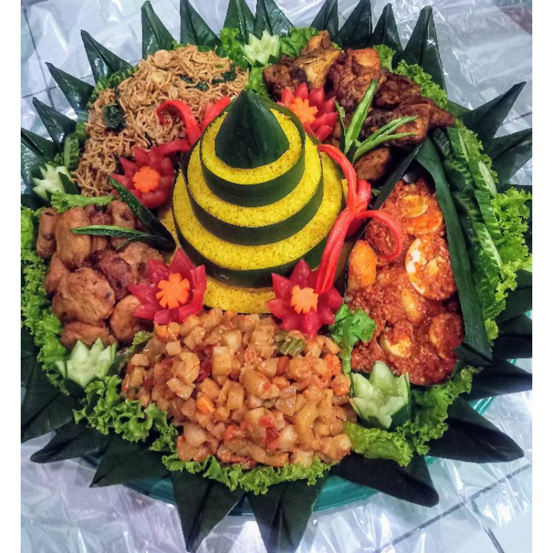 

Nasi Tumpeng by Jessie Kitchen