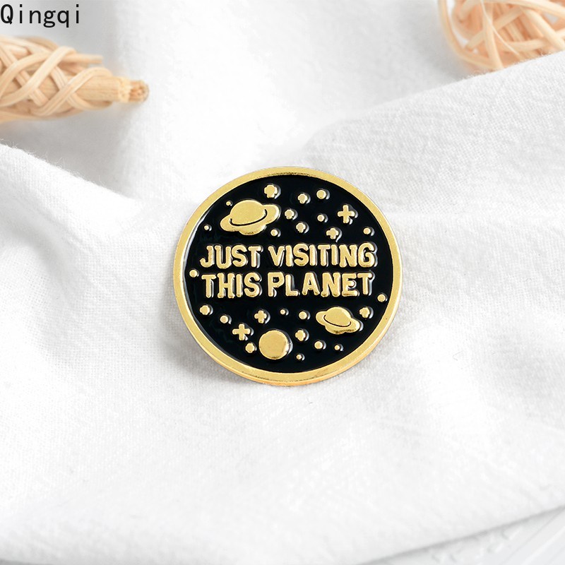 Bros Pin Enamel Desain Planet Luar Angkasa Untuk Hadiah