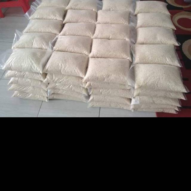 

Beras Super Karawang 2,5 kg
