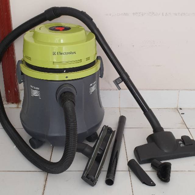 Termurah preloved vacuum cleaner electrolux flexio z803