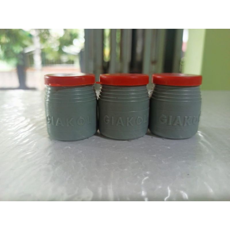 

(4 PCS) LEM KERTAS GIAKOL