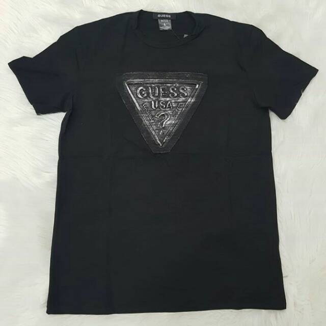 Kaos guess import pria