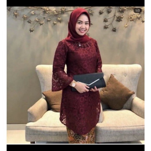 Welly Boutique Gema Tunik Maroon