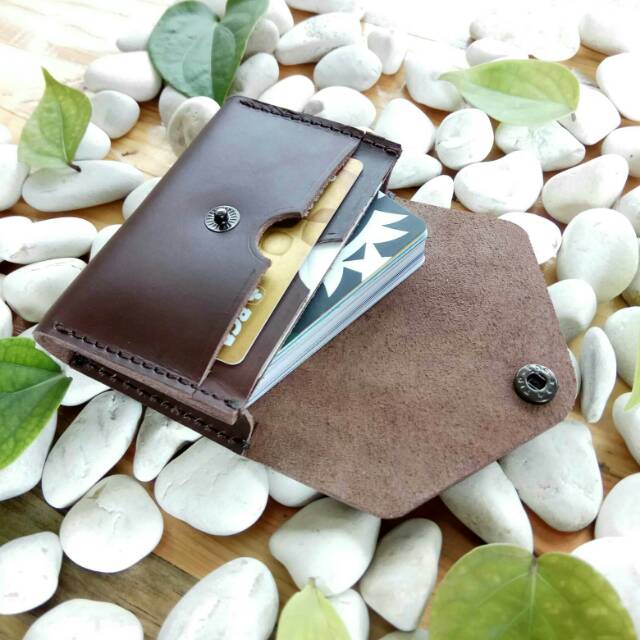 Dompet Kartu Pria Muat 30 Slot Kartu Lipat Dua Bahan Kulit Asli