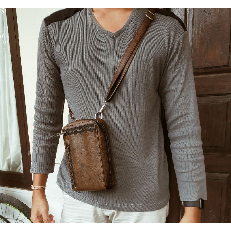 Tas Taji selempang 2 kantong