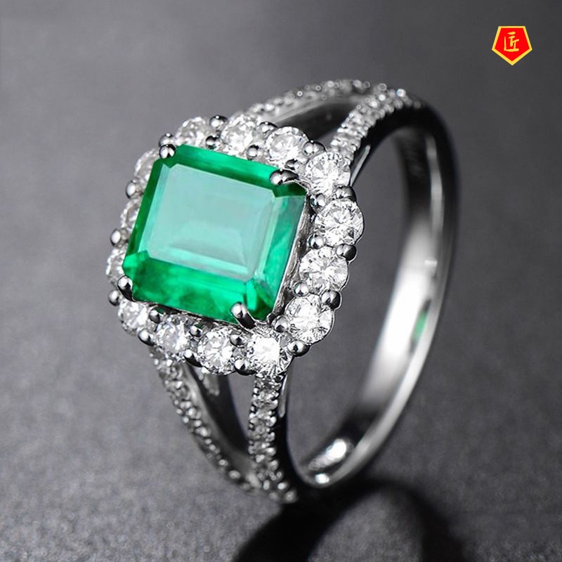 [Ready Stock]Women's Fashionable Temperament Inlaid Emerald Ring