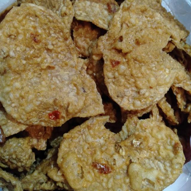 

Cemilan bandung/ keripik tempe goreng pedas / keripik goreng bawang asin