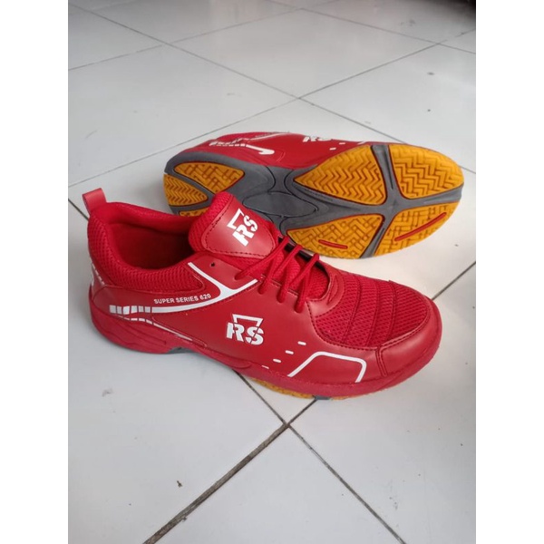 sepatu sport/sepatu olah raga/sepatu volly/sepatu batminton