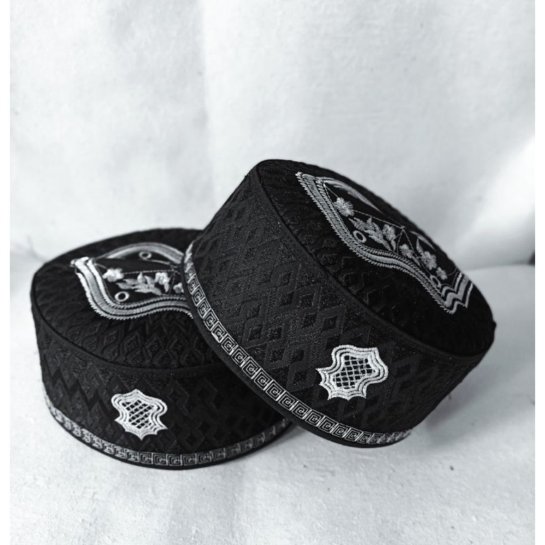 PECI SONGKOK KOPIAH ASSAGOFAH PUTIH peci hitam peci anak peci putih peci rajut peci nu peci ank laki laki peci hajir peci haji madinah peci hajir marawis peci haji alay peci haji iming peci haji putih ank peci asagofah peci asagofah nu