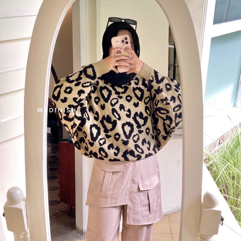 Lizzi Leopard batwing - Atasan Rajut Wanita