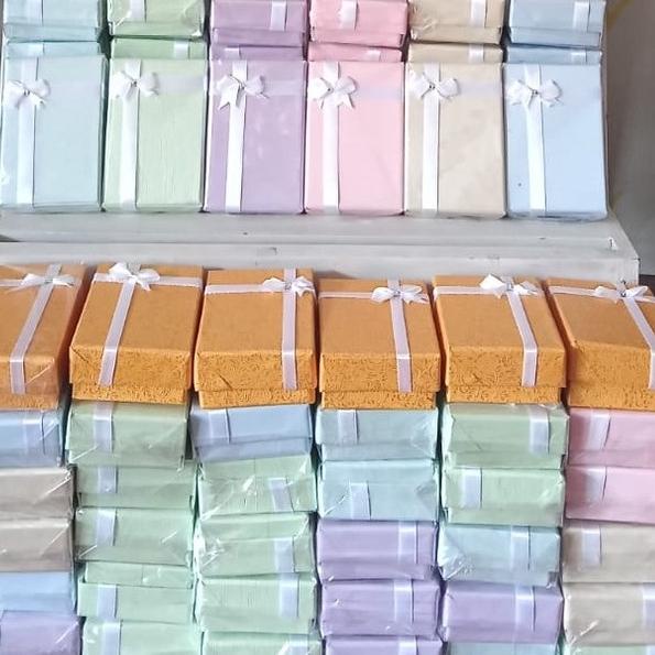 

♦ Kotak Kado | Kotak Emas Logam Mulia | Kotak Kartu | Hard Box | box | Kotak Penyimpanan ◄