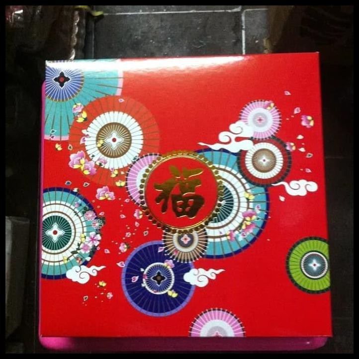 

Terpopuler Kotak Dus Kue Imlek 22X22X7Cm