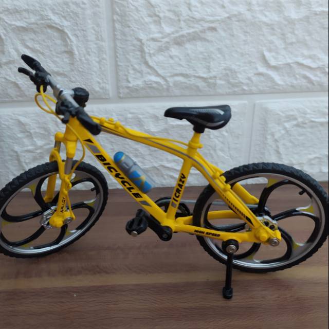 Miniatur diecast sepeda MTB skala 1:10