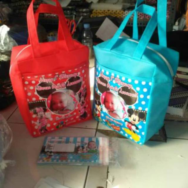 

Goodie bag ultah model resleting kantong mickey mouse