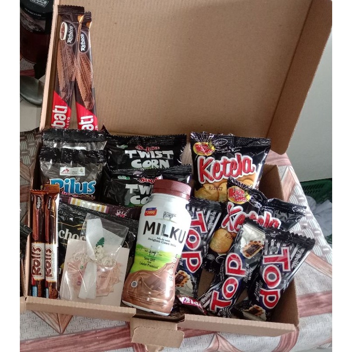 

Snack box / Gift box polos black series