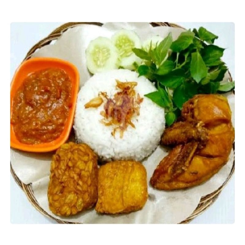 

ayam goreng dadakan complite