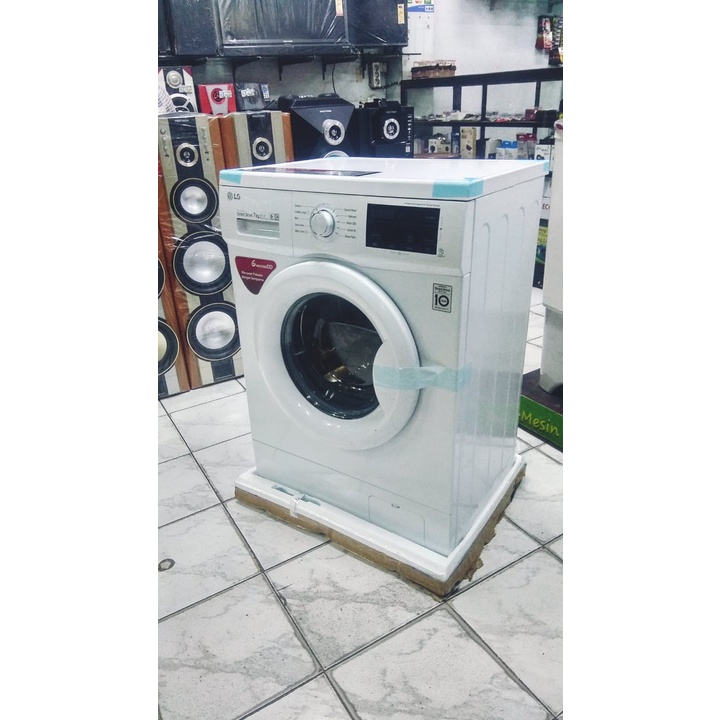 Mesin Cuci Front Loading LG FM1007N3W 7 KG Anti Kusut Smart INVERTER