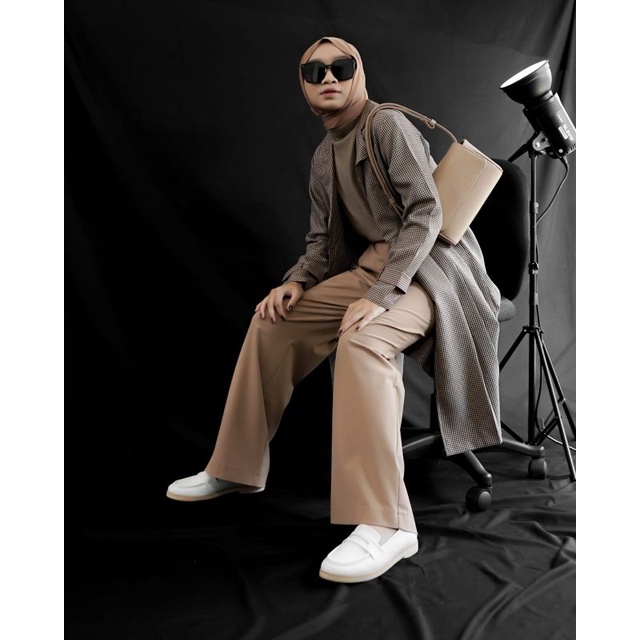 Blazer Coat Muslimah Kotak Kotak Perempuan Bagea Coat Regal