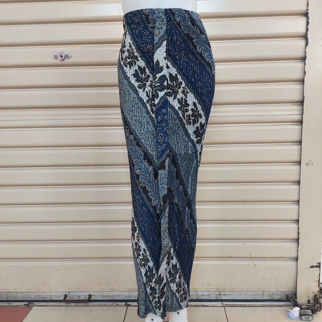 Rok Plisket Batik Wiron