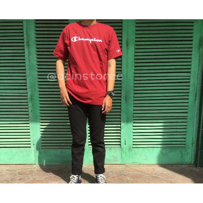 Baju Kaos Pria Murah Champion Script Logo Tee - (Maroon)Full Tag and New Original 100%