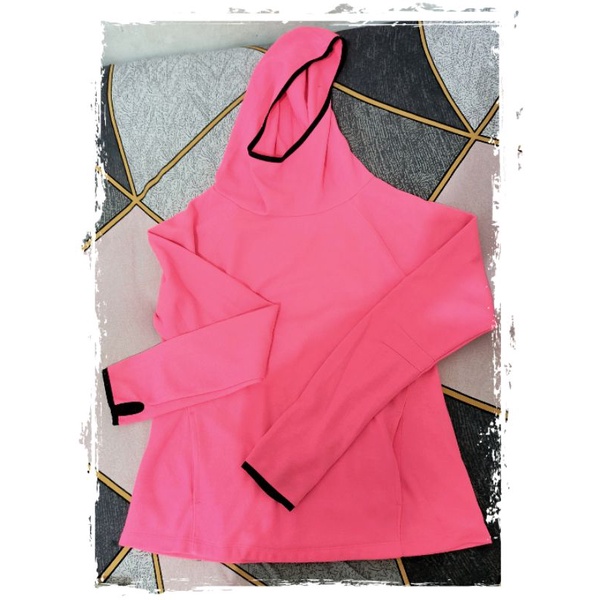 Preloved hoodie Pink stabilo wanita Sz  L brand Oysho