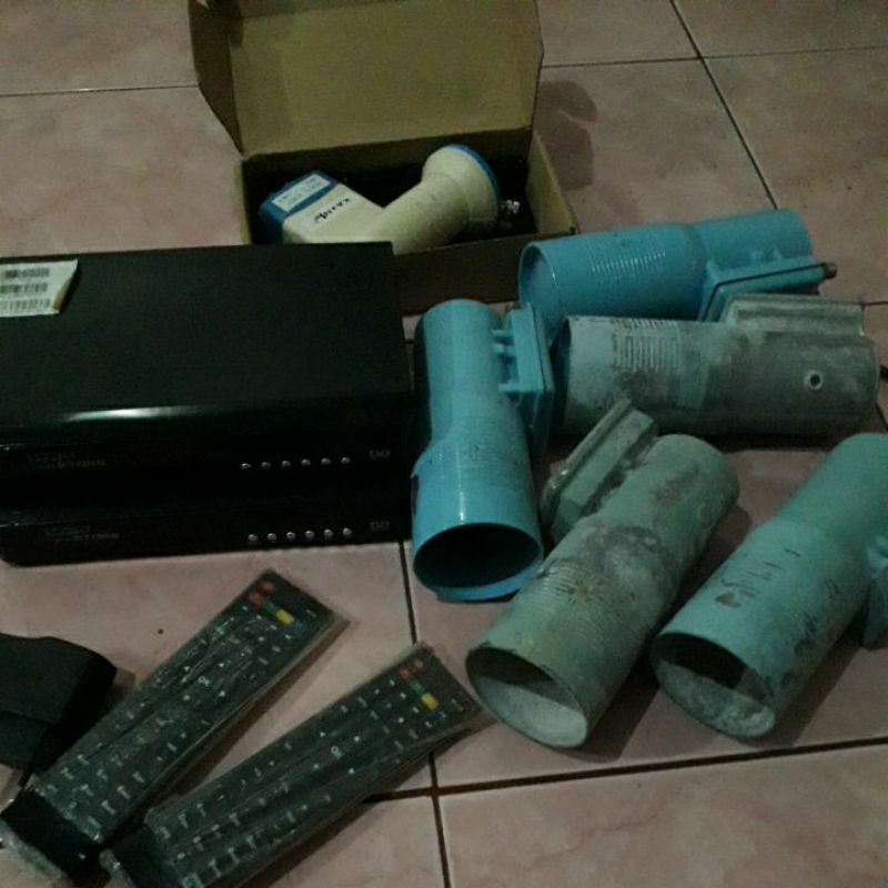 Receiver K-VISION GOL , LNB KAONSAT KU Band 4 Output & LNB C Band TANAKA Dual Output