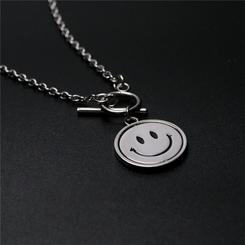 Fashionable Simple Smile Pendant Hip Hop Pria dan Wanita Kalung-Won