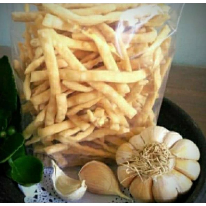 

Keripik pangsit bawang - sistik bawang gurih dan renyah ±250gram